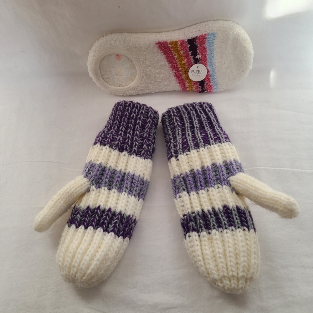 Cozy Striped Mittens and Slipper Set